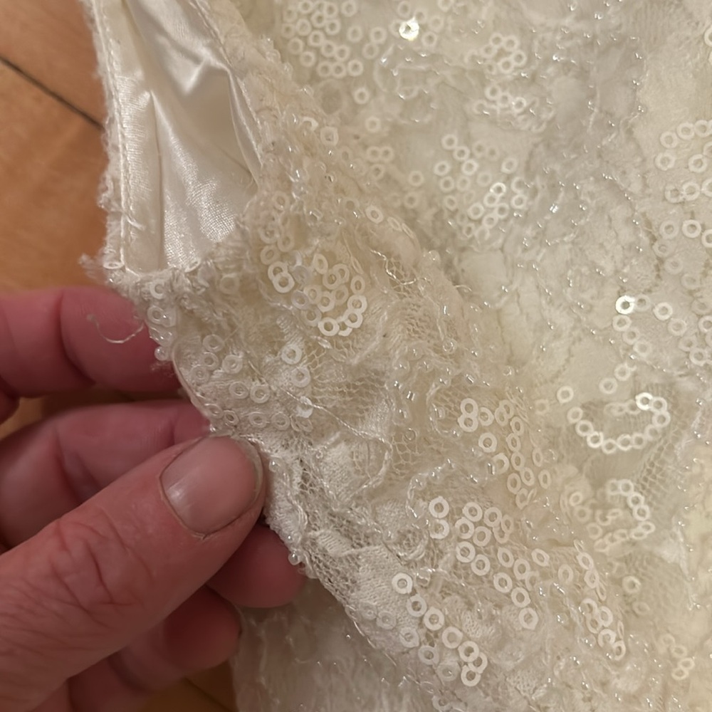 Gorgeous lace sequin tunic NWT - Picture 10 of 10
